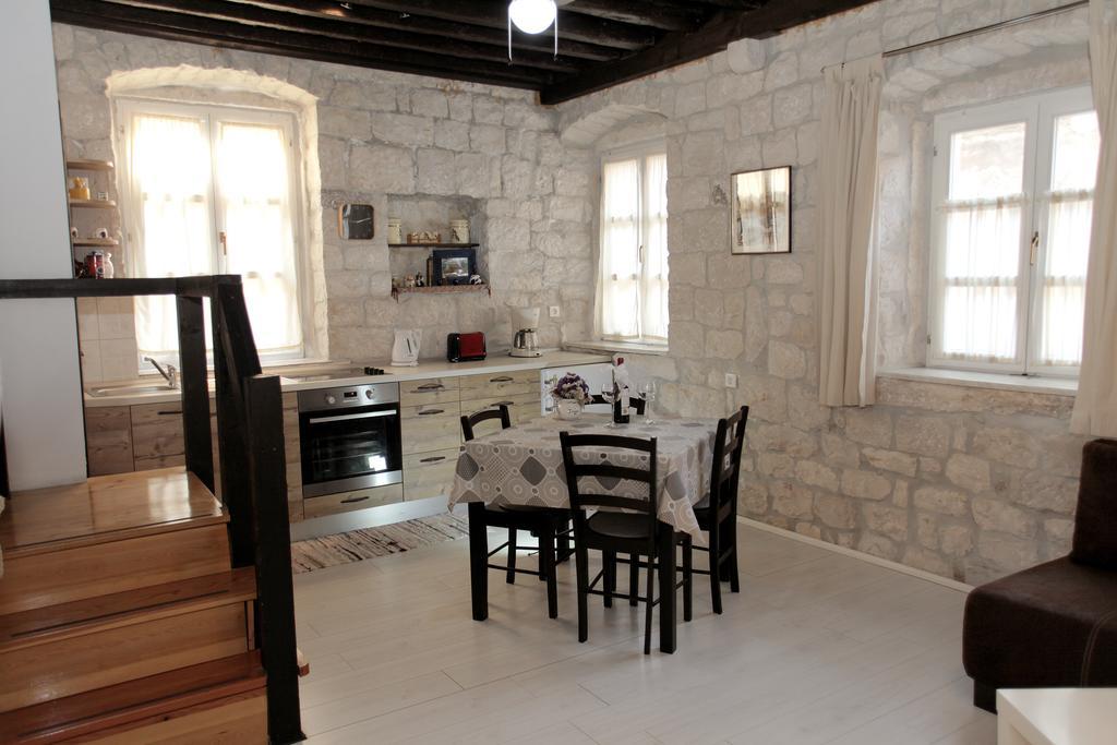 Apartment Tragurium Trogir Extérieur photo